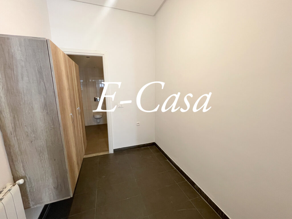 082EECC4-DC34-41CE-9932-1726F0B4D544