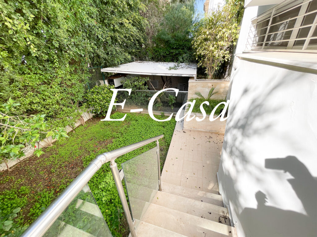 322463A3-C856-4836-8FEF-5D530C3B5438