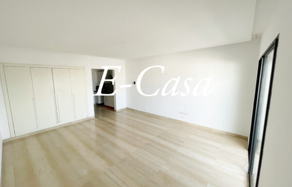 40EEA563-DA96-4C0F-8F2C-3CE87607900F