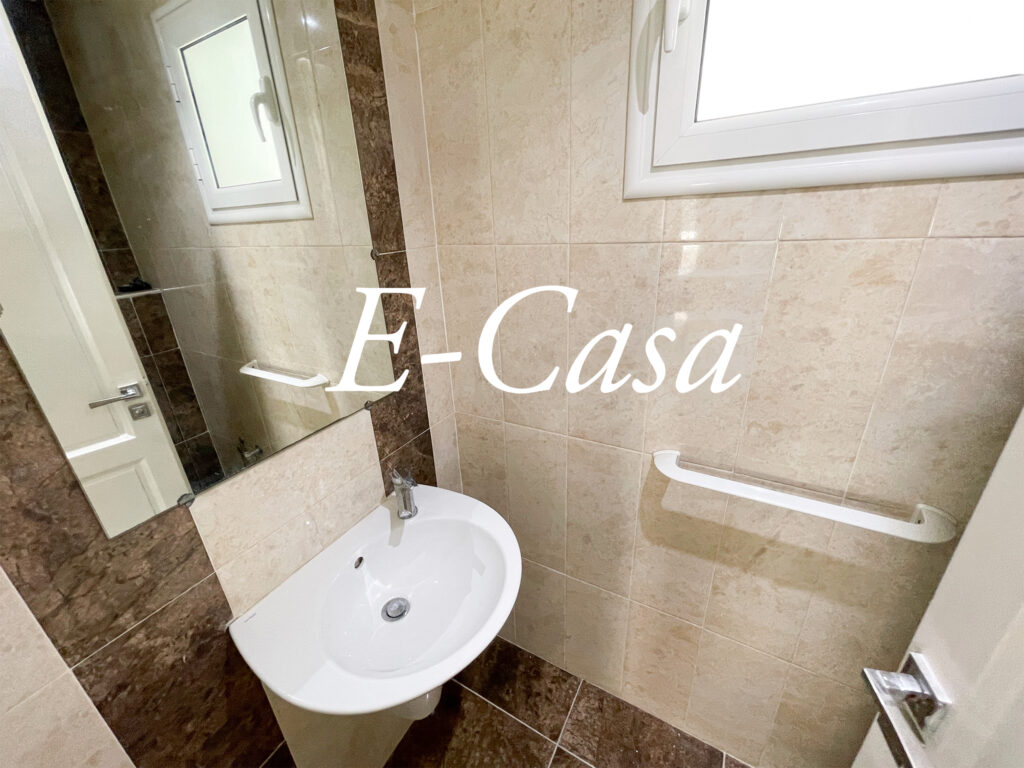 63CFCBAF-E780-4720-8DD2-2190D8B4C96D