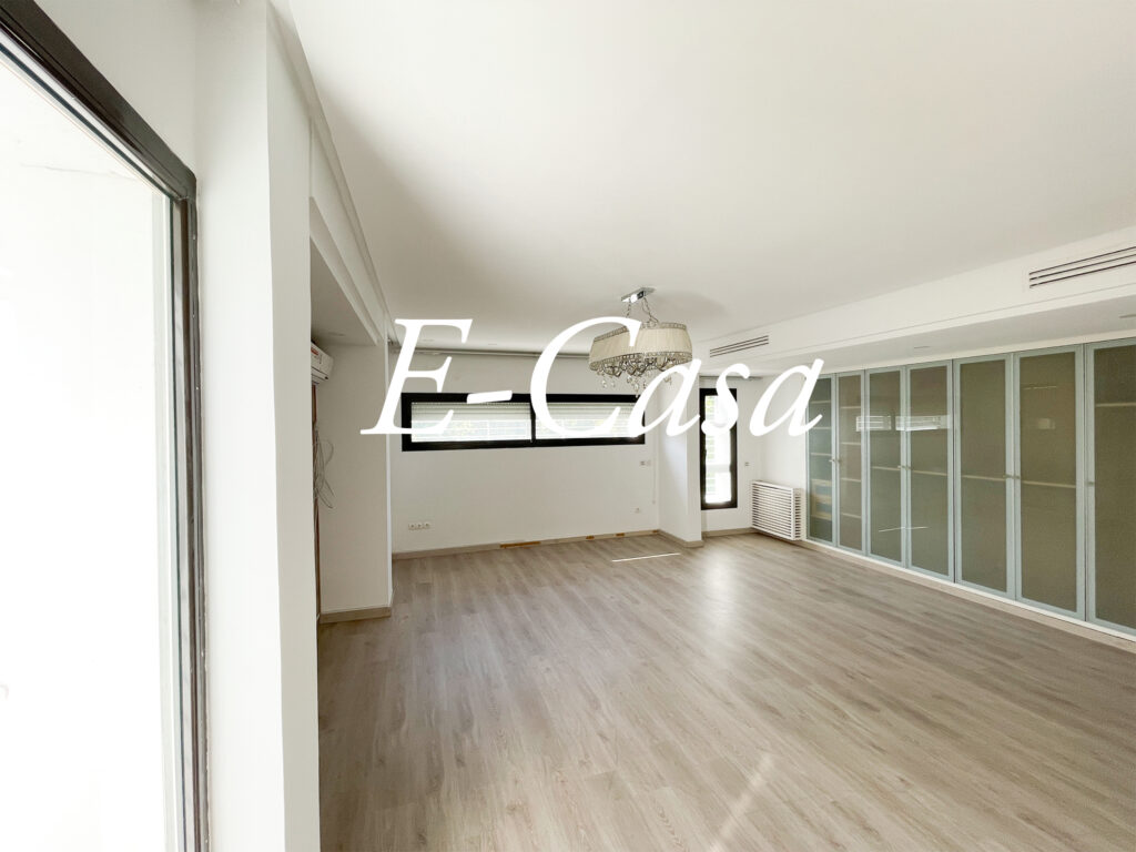 9CDDFCF5-E302-46F8-895E-89FFEE24A1A9