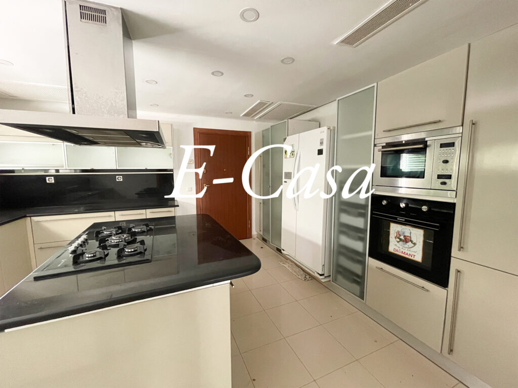 B24ECA95-2D40-49B9-9279-8E7A1B71A857